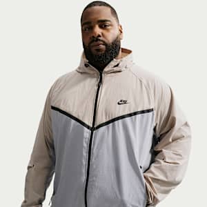 Nike Tech Dri-FIT Windrunner-Webjacke mit durchgehendem Reißverschluss (Herren)