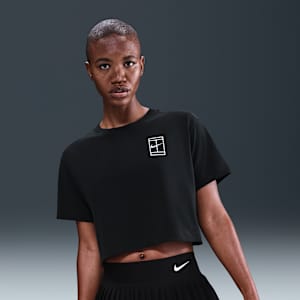 Playera de tenis de manga corta Dri-FIT cropped para mujer Nike Slam