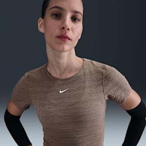 Nike Pro Women's Dri-FIT Short-Sleeve Cropped Jacquard Top