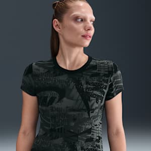 Nike Sportswear Women's Slim T-Shirt