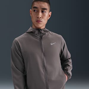 Nike Form Men's Dri-FIT Hooded Versatile Jacket
