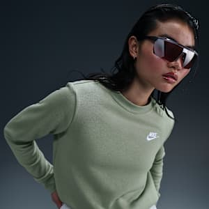 เสื้อวอร์มคอกลมผู้หญิง Nike Sportswear Club Fleece