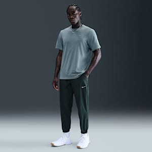 Nike Form Men's Dri-FIT Tapered Versatile Trousers