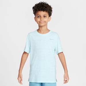 เสื้อเทรนนิ่งเด็กโต Nike Dri-FIT Miler (ชาย)