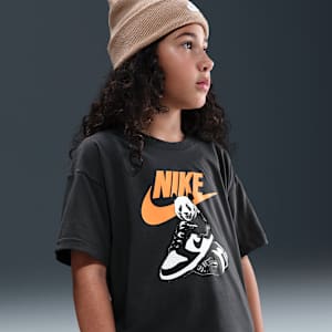 Playera para niños talla grande Nike Sportswear