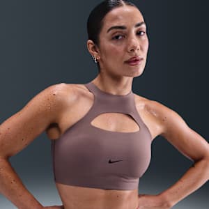 Bra deportivo de media sujeción con almohadillas para mujer Nike Universa