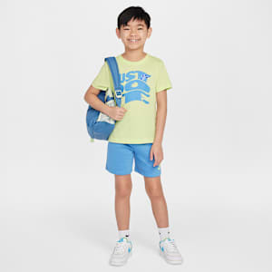 Conjunto de 2 piezas On the Move con shorts de French Terry para niños talla pequeña Nike Sportswear