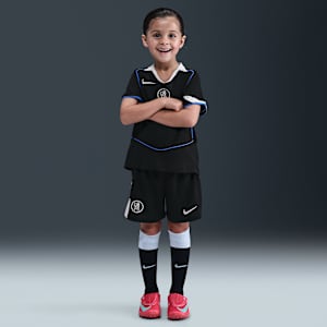 Chelsea F.C. 2025/26 Stadium Third Younger Kids' Nike Dri-FIT Total 90 Football 3-Piece Kit