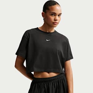Playera de manga corta de ajuste holgado cropped para mujer Nike Sportswear