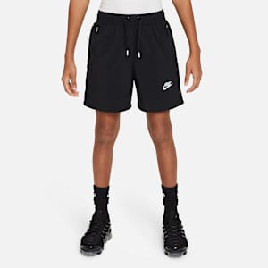 Nike Sportswear Amplify Older Kids' Woven Shorts