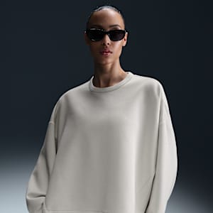 Nike 24.7 ImpossiblySoft Women's Dri-FIT Oversized Crew-Neck Top