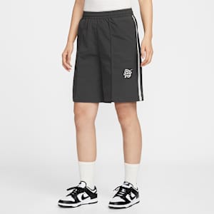 Nike Sportswear 女款高腰 9" 梭織短褲