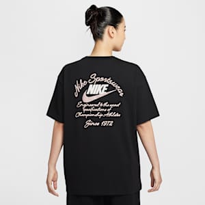 Nike Sportswear Women's Oversized T-Shirt