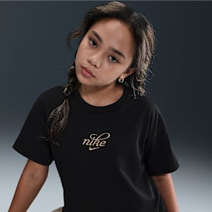 Nike Sportswear Older Kids' (Girls') T-Shirt