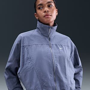 Chamarra con protección UV Repel oversized para mujer Nike Sportswear Everything Wovens