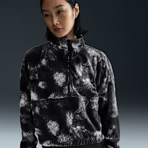 나이키 원 여성 써마 핏 오버사이즈 하프집 플리스 프린트 탑