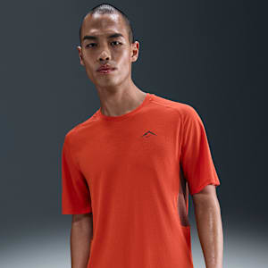 Nike Trail Solar Chase Men's Dri-FIT ADV Short-Sleeve Running Top