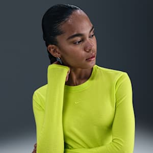 Playera de manga larga slim cropped para mujer Nike Sportswear Chill Knit