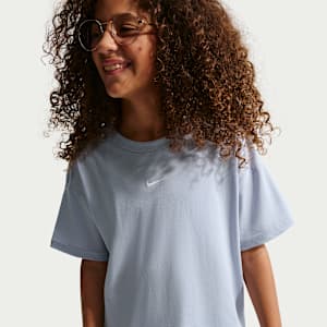 Nike Sportswear Essential Older Kids' (Girls') T-Shirt