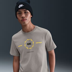 Nike Sportswear 男款 T 恤