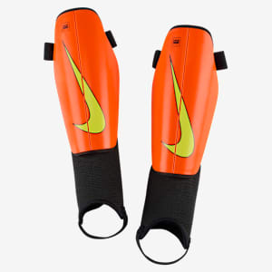 Nike Charge Football Shinguards