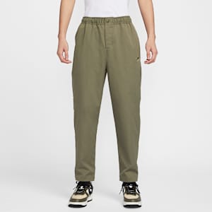 Nike Club Men's Woven Tapered Trousers