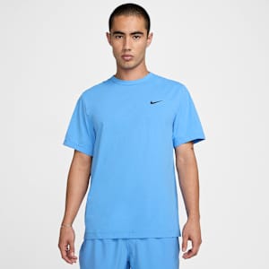 Playera versátil de manga corta Dri-FIT con protección UV para hombre Nike Hyverse