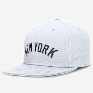 Gorra Nike Dri-FIT de la MLB ajustada para hombre New York Yankees True