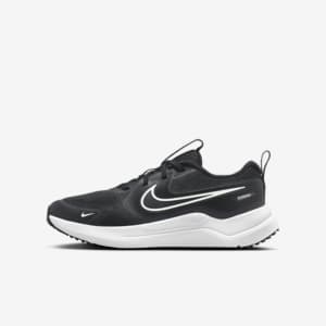 Nike Cosmic Runner Older Kids' Road Running Shoes