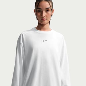 Nike Sportswear Women's Oversized Long-Sleeve T-Shirt