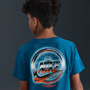 Playera para niños talla grande Nike Sportswear