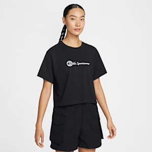 ナイキ スポーツウェア クラブ ウィメンズ ルーズ クロップド Tシャツ