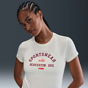 Nike Sportswear Phoenix Women's Slim Graphic T-Shirt