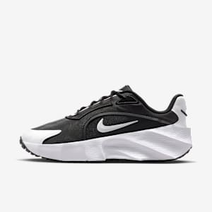 Nike Aura Edge Women's Shoes