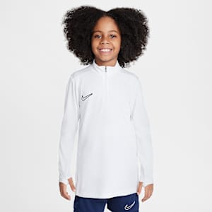 Nike Academy Older Kids' Dri-FIT Long-Sleeve 1/4-Zip Football Drill Top