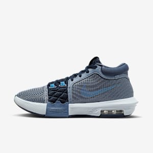 รองเท้าบาสเก็ตบอล LeBron Witness 8 EP