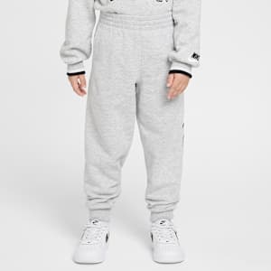 Pants de French Terry Nike Sportswear "Outside the Lines" para niños talla pequeña