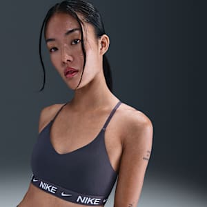 ナイキ インディ ライトサポート ウィメンズ パッディド アジャスタブル スポーツブラ