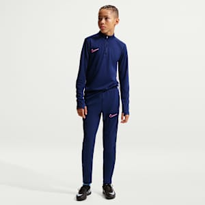 Nike Academy Older Kids' Dri-FIT Football Pants