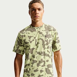 T-shirt da training Dri-FIT UV Nike Hyverse – Uomo