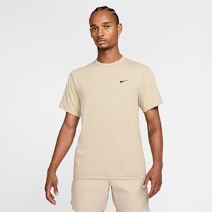 Playera versátil de manga corta Dri-FIT con protección UV para hombre Nike Hyverse