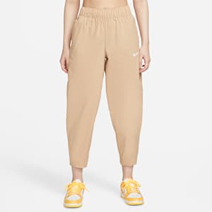 Nike Sportswear Essential Women's High-Rise Curve Trousers