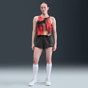 Nike Swift Dri-FIT 2-i-1-løbeshorts med mellemhøj talje til kvinder