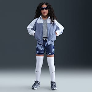 Nike Pro Older Kids' (Girls') Dri-FIT 7.5cm (approx.) Shorts