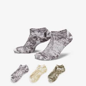 ถุงเท้าลดแรงกระแทกแบบซ่อน Nike Everyday Plus (3 คู่)