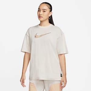 Nike Sportswear Swoosh Women's Short-Sleeve Top