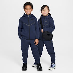 Conjunto de 2 piezas de sudadera de cierre completo Tech Fleece para niños talla pequeña Nike Sportswear