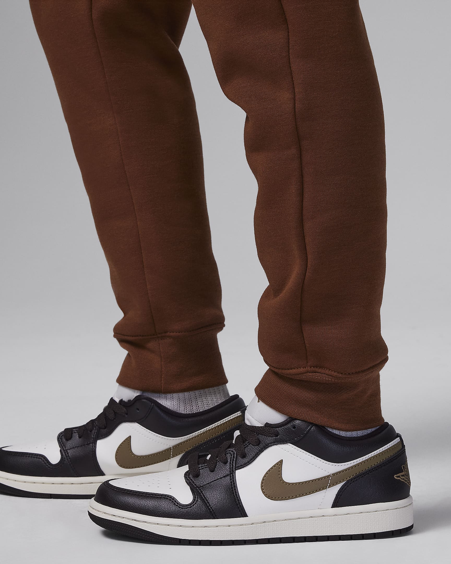 Jordan Older Kids' Fleece Trousers. Nike AT