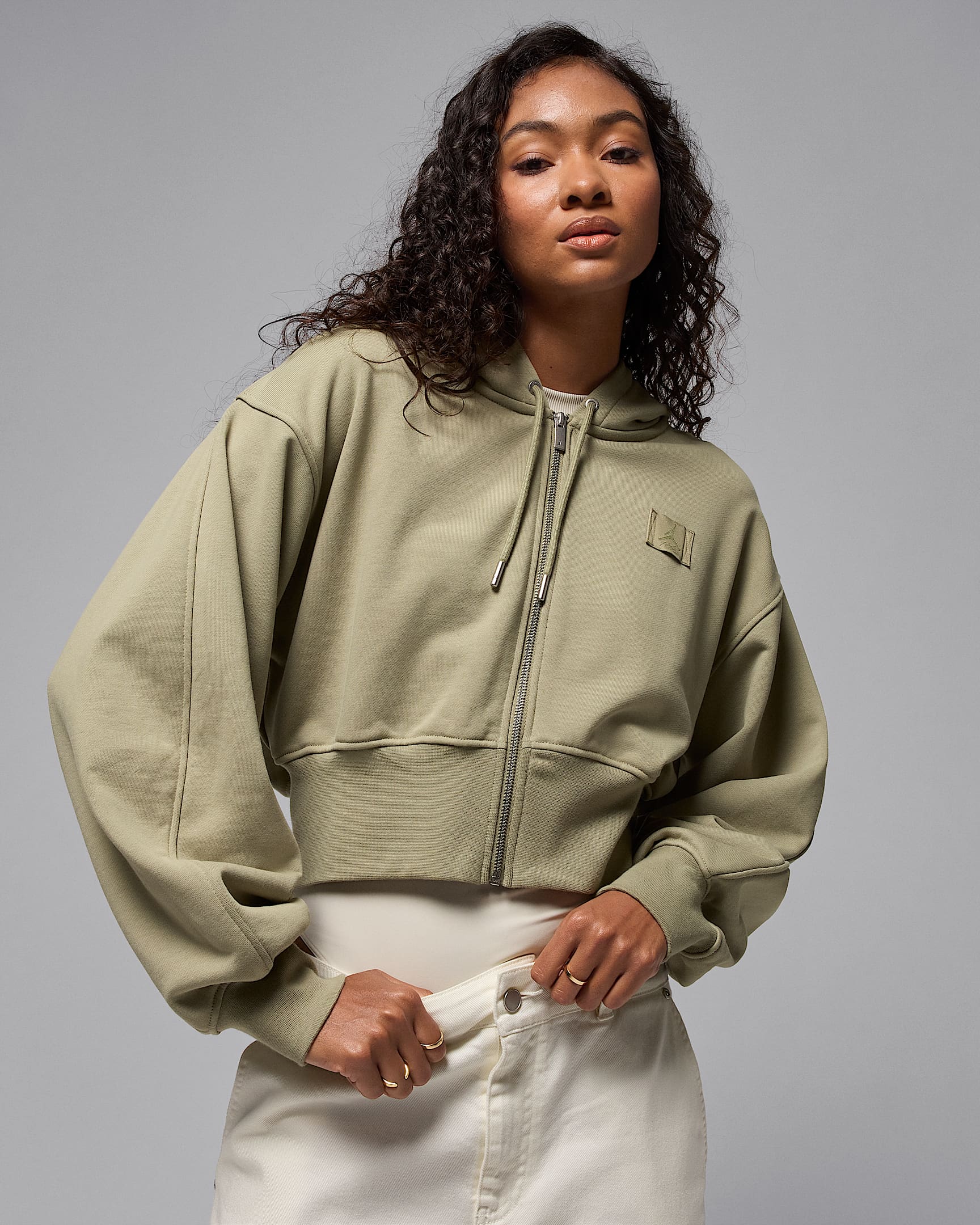 Kort huvtröja Jordan Flight Fleece med satinfoder för kvinnor - Medium Khaki/Thermal Green