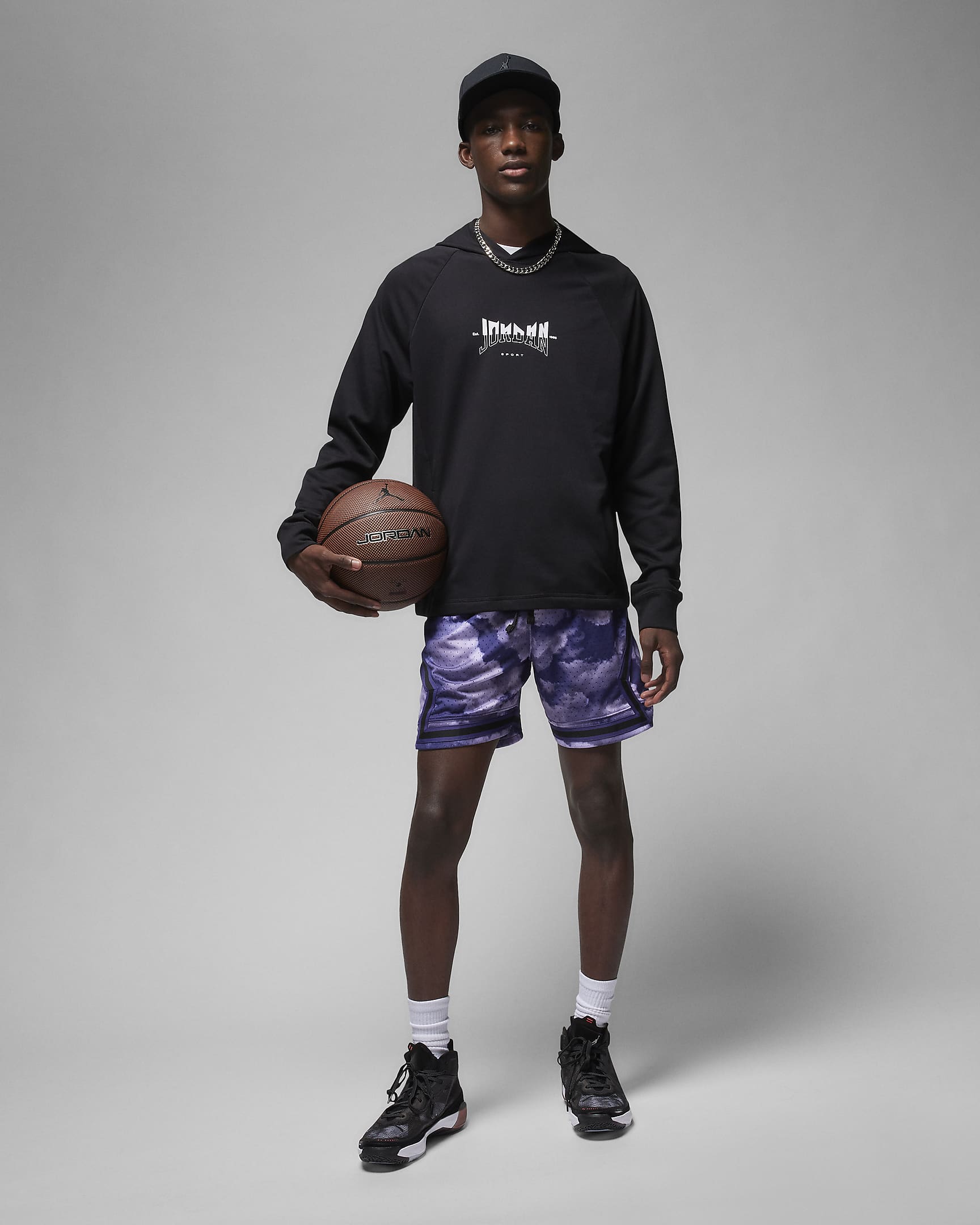 Jordan Dri-FIT Sport Men's Diamond Shorts. Nike BG